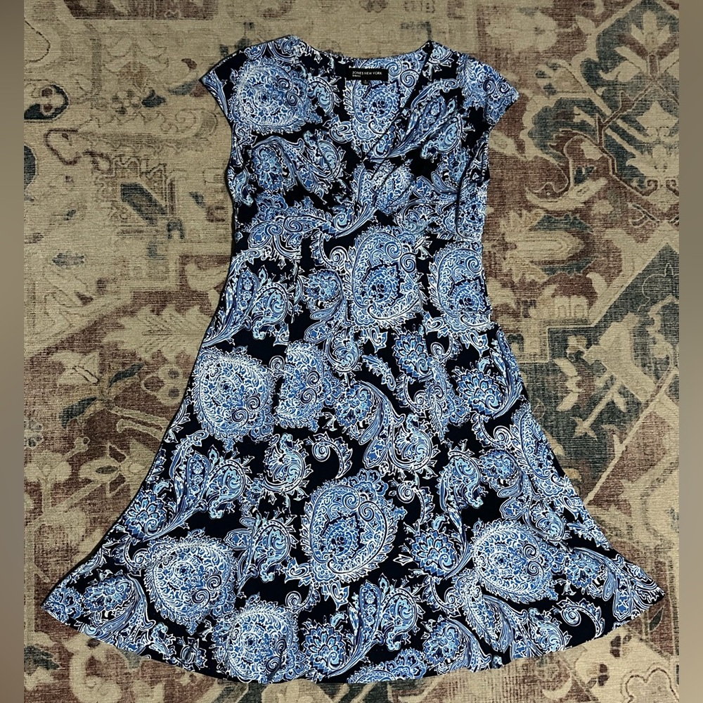 Jones New York Blue and Black Paisley Midi Dress